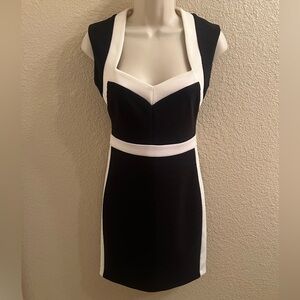 Guess Sz.0 Black and White Cocktail Dress